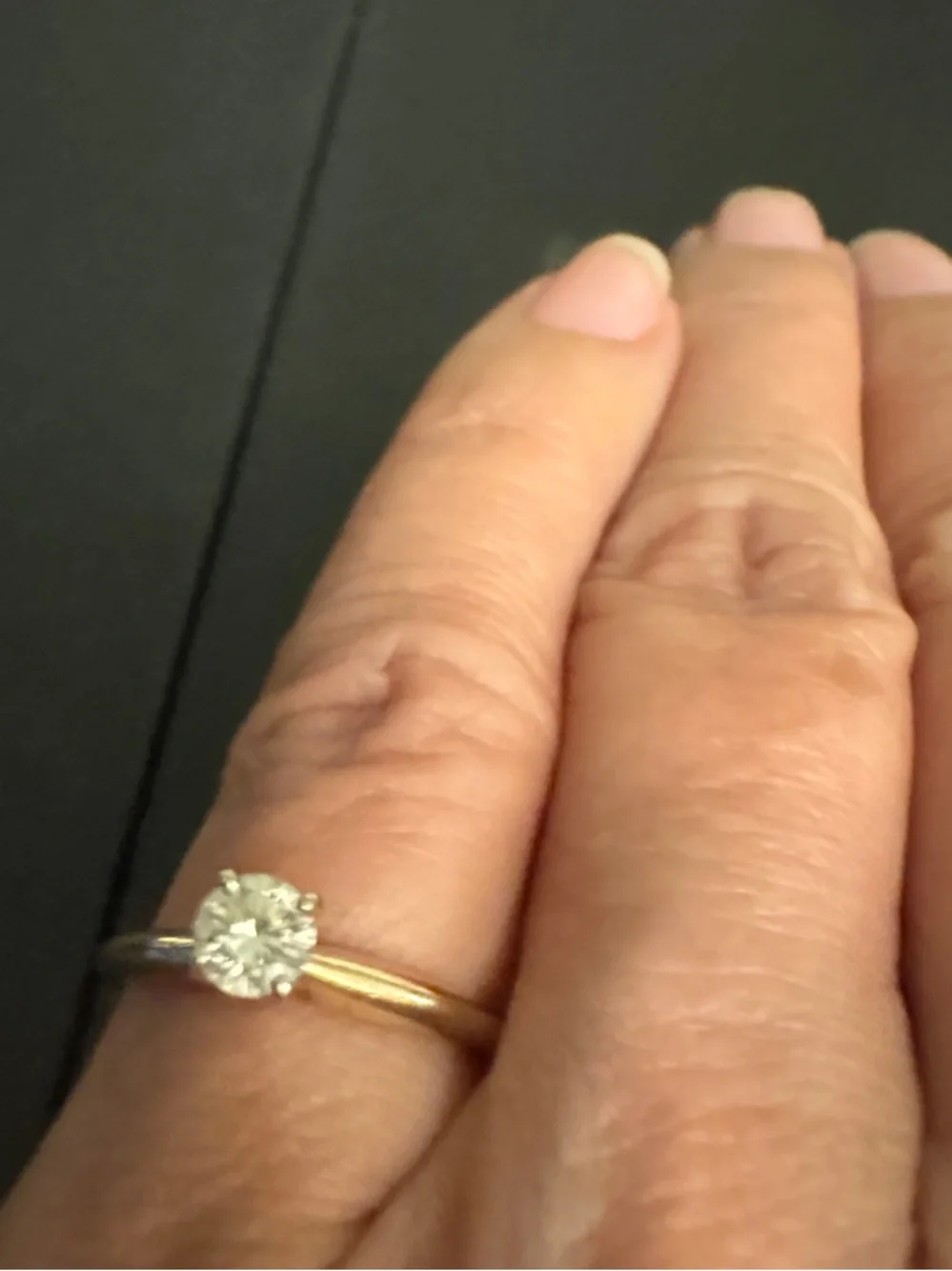 Zale’s 14kt (0969) Gold 0.15 ct Round Natural Diamond Ring